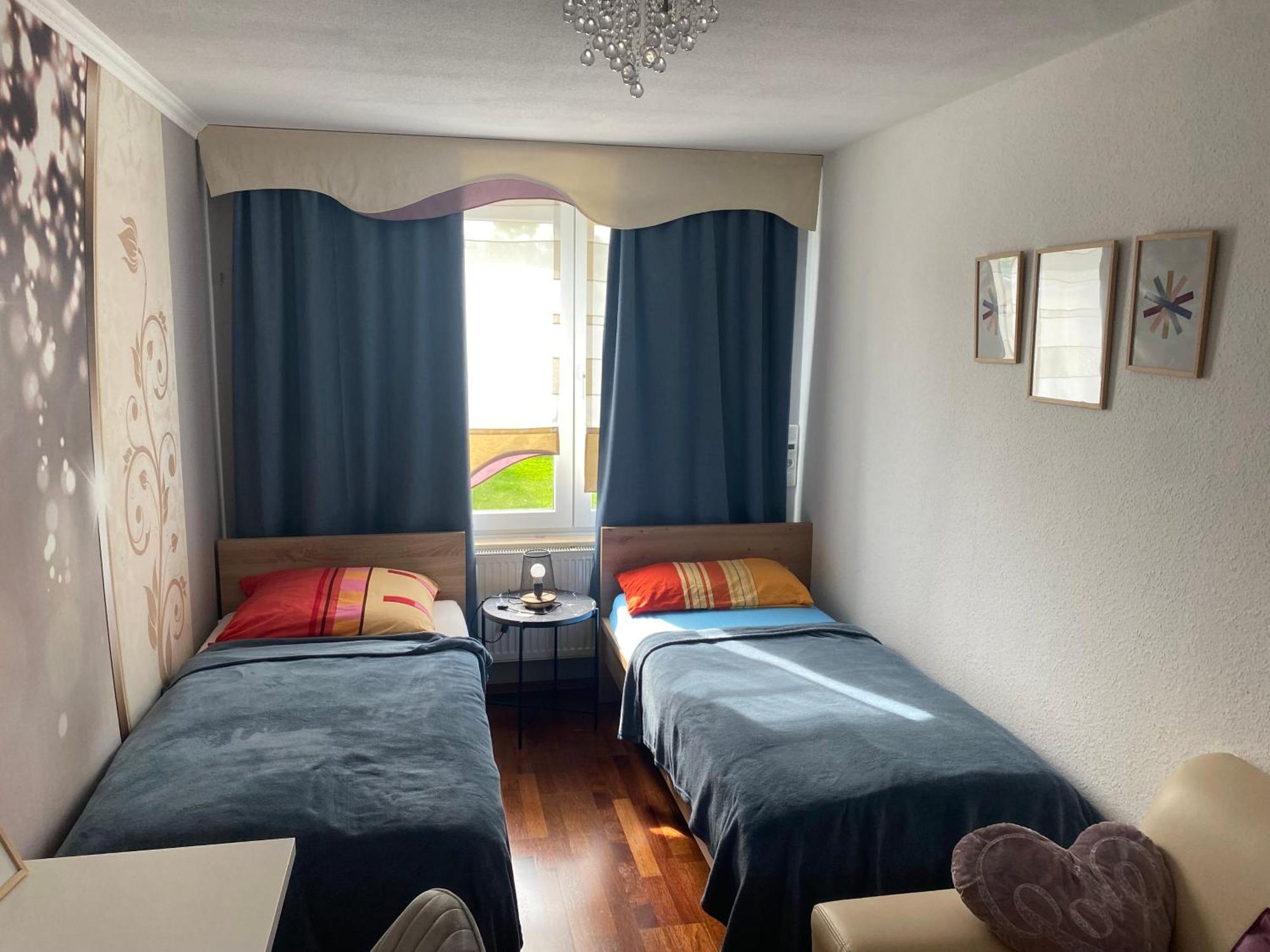 Ruhiges Zimmer Im Gasthaus Essen Exterior photo